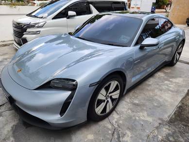 Porsche Taycan Turbo S in Tanjung Bungah, PNG