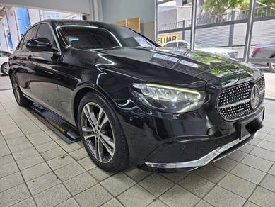 Mercedes Benz E200 200 AVANTGARDE (CKD) in Petaling Jaya, SGR