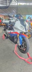 BMW S 1000 RR