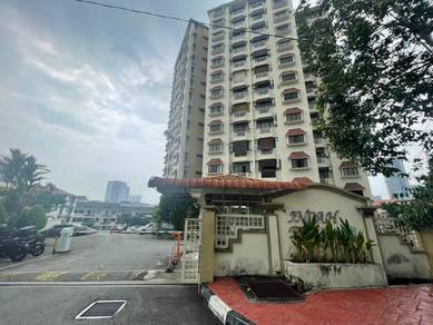 Condominium For Sale in Indah Bay