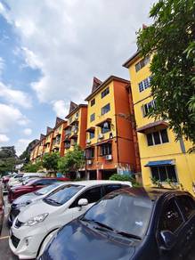 Flat For Sale in Kampung Lindungan