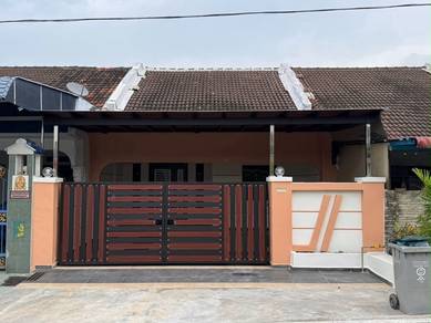 1-storey Terraced House For Sale in Perling,JHR