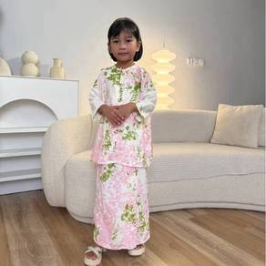 Baju Kuring Strawberry Matcha