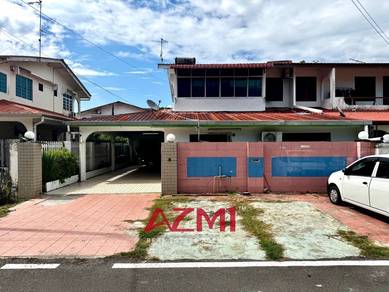 Semi-Detached House For Sale in Miri,SWK