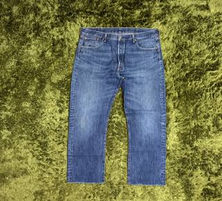 Levi’s 501 sz 38)