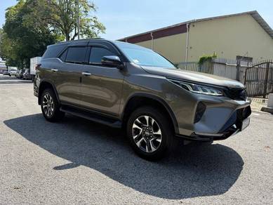 Toyota Fortuner VRZ in Desa ParkCity, KUL