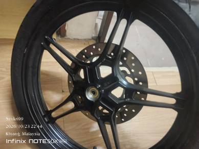 Sport rim & tayar standard Y15zr