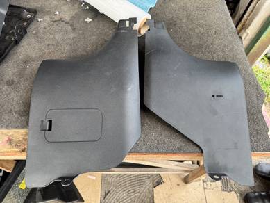No 2-4-10 Fairlady Z34 370Z Fuse Box Cover Jpn