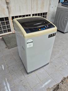 Midea washing machine 7.5kg lightly used