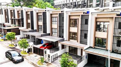 3-storey Terraced House For Sale in Ampang,SGR