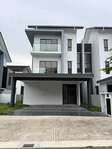 Semi-Detached House For Sale in Ampang,SGR