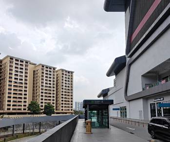 Weekly Rental Roomstay near to Mall & LRT in KL