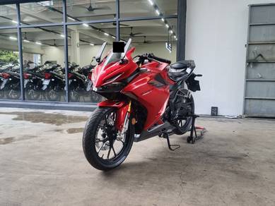 Honda CBR150R