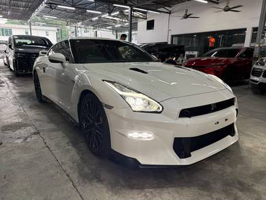 Nissan GTR PREMIUM EDITION in Damansara, KUL