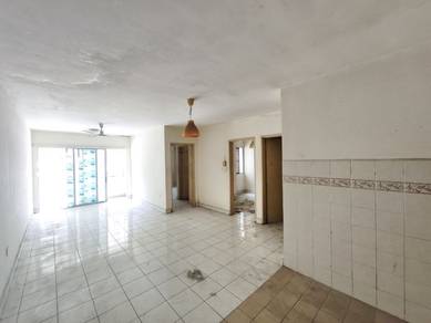 Apartment For Sale in Flora Damansara