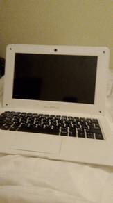 Urgent sale laptop et great price.