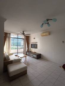 Condominium For Sale in Pearl Garden