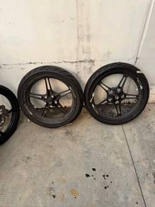 Y16ZR Rim + PIRELLI TYRE 🔥