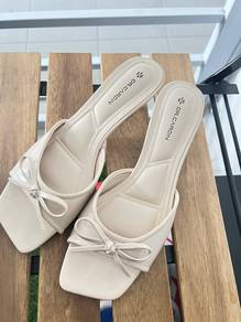 DR Cardin Heels