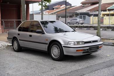 Honda Accord EXi in Damansara, KUL
