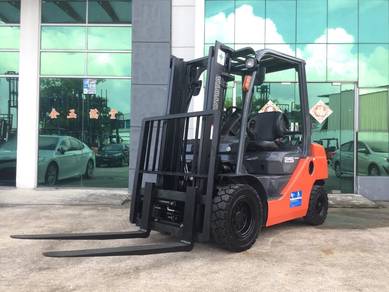 TOYOTA Forklift 2.5 Ton Recon Gasoline 32-8FG25