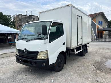 2012/13 Hino WU710R Insulated Box 14ft