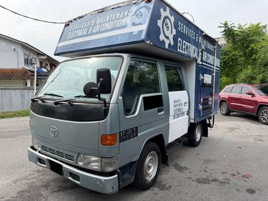 2015 Toyota LY101 DOUBLE CREW CAB LORI LUTON BOX