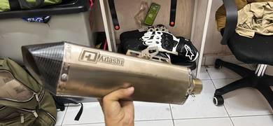 muffler adashi