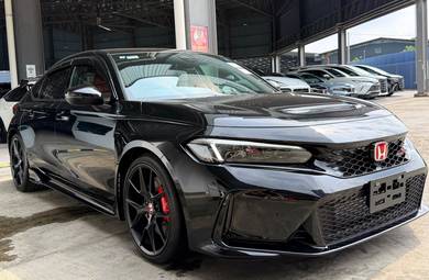 Honda Civic Type R TYPE R in Chan Sow Lin, KUL