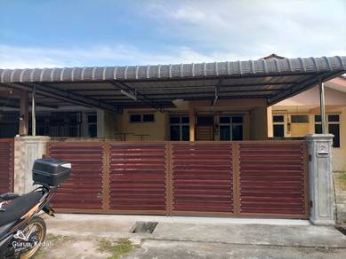 Room in Gurun, KDH