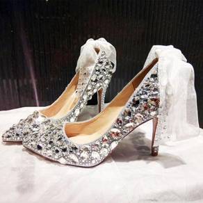 Silver diamond pointed wedding high heels 7 / 9cm