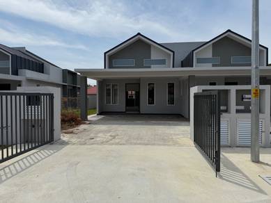 Semi-Detached House For Sale in Klang,SGR