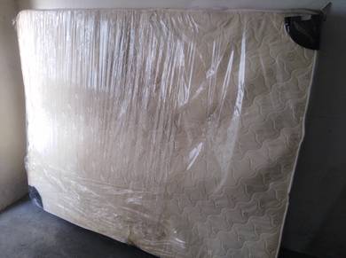 Queen Size Foam Mattress TA529
