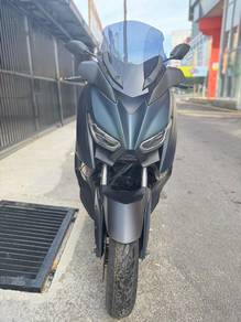 Yamaha XMAX