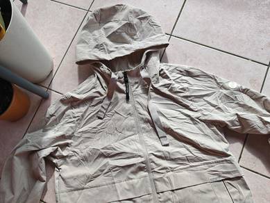 Skechers Windbreaker Size Small