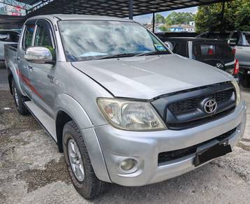 2011 Toyota Hilux G