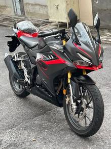 Honda CBR150R