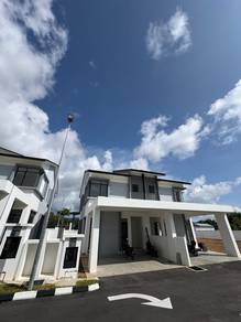 Semi-Detached House For Sale in Balik Pulau,PNG