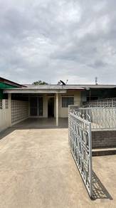 Terraced House For Sale in Ayer Tawar,PRK