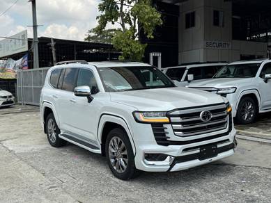 Toyota Land Cruiser ZX in Johor Bahru, JHR