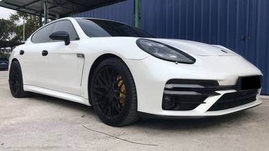 Porsche Panamera 4S in Kajang, SGR
