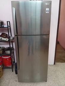 peti SEJUK model LG