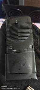 am/fm handheld pocket clock radio vintage 