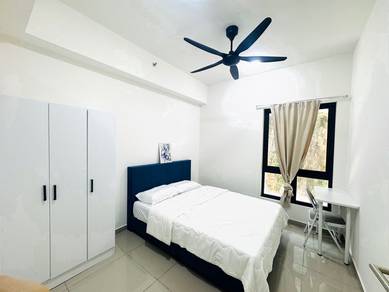 Room in Mutiara Damansara, SGR