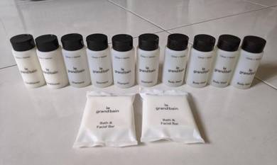 Sheraton Hotel Le grand bain toiletries facial bar