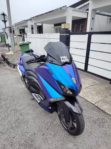 Yamaha TMAX