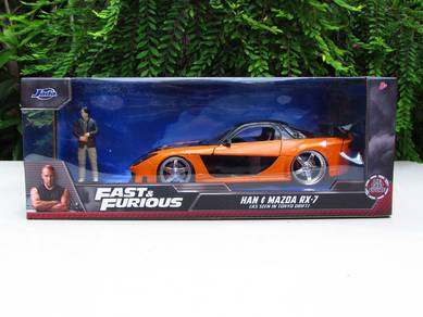 Jada 1-24 MAZDA RX-7 ORANGE & HAN FIGURE