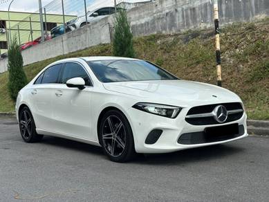 Mercedes Benz A200 200 PROGRESSIVE LINE in Bukit Jalil, KUL