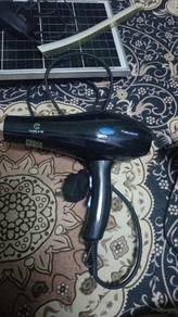 Hair dryer