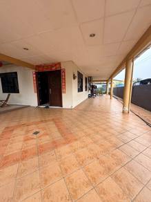 Semi-Detached House For Sale in Kuching,SWK